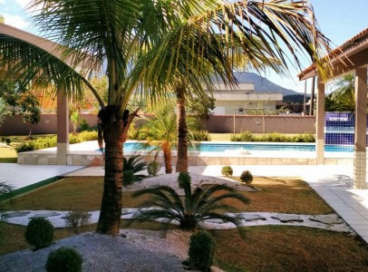 1795d61047c639a76a2f1455cae5d885