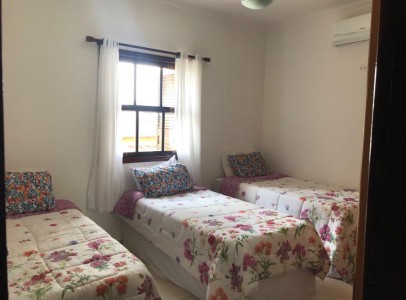 e78c49c1-35b7-48fa-a2bf-11cc2300dd08